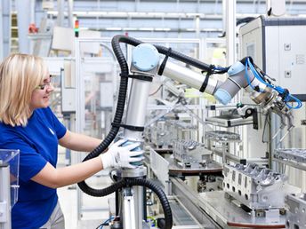Universal Robots collaborates with NDP Pack Committee | Reduces manpower needs by 50 percent