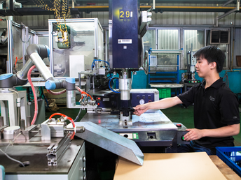 Cách robot cộng tác thay đổi phương thức các nhà kinh doanh vận hành trong tương lai