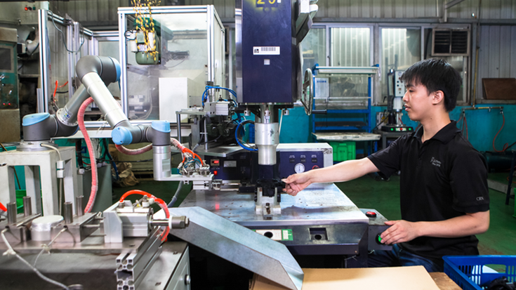 Cách robot cộng tác thay đổi phương thức các nhà kinh doanh vận hành trong tương lai