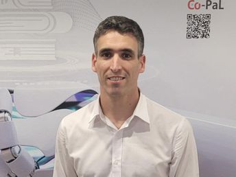 Javier Urriza (Largoiko): “Nuestra experiencia en los complejos paletizados del sector artes gráficas nos ha ayudado a desarrollar soluciones de cobots para packaging”