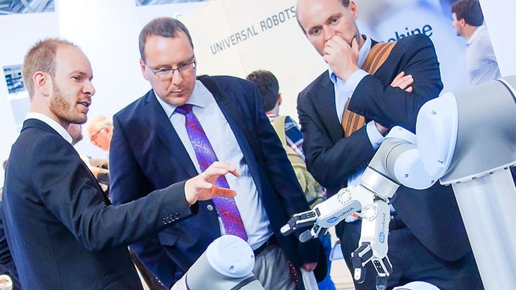 A collaborating industry - Cobots from Universal Robots