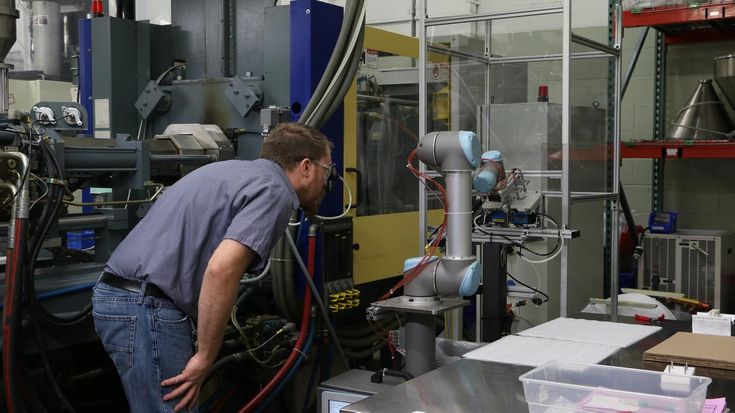 開始運用協作型機器人：如何找出適合導入協作型機器人的工作