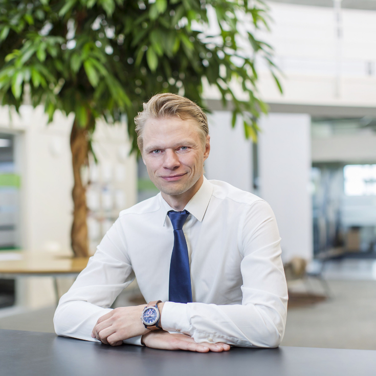 CEO und Präsident&nbsp;Kim Povlsen freut sich über eine starke Entwicklung des Umsatzes von Universal Robots in den USA, Europa und China im zweiten Quartal 2021.