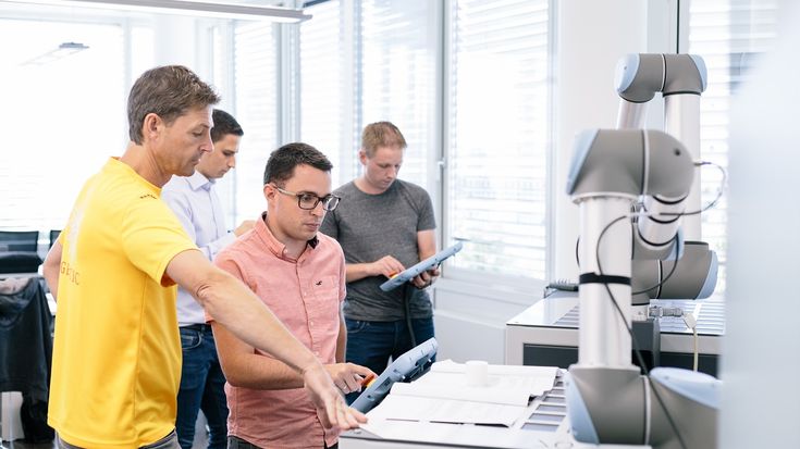 UR erweitert Schulungsangebot mit weltweiten Trainingszentren