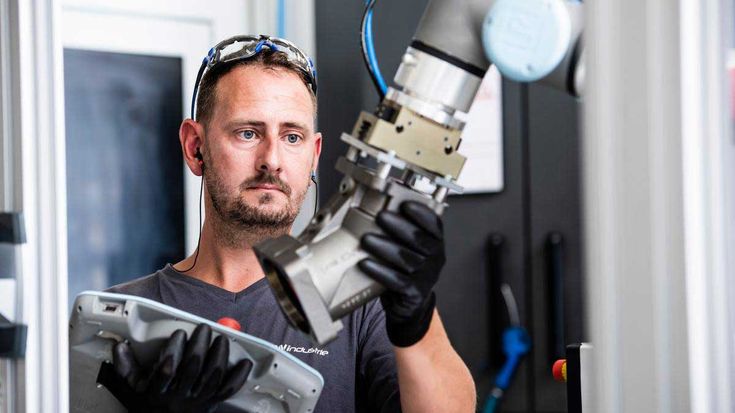 G-コードでロボットのプログラミングを簡略化