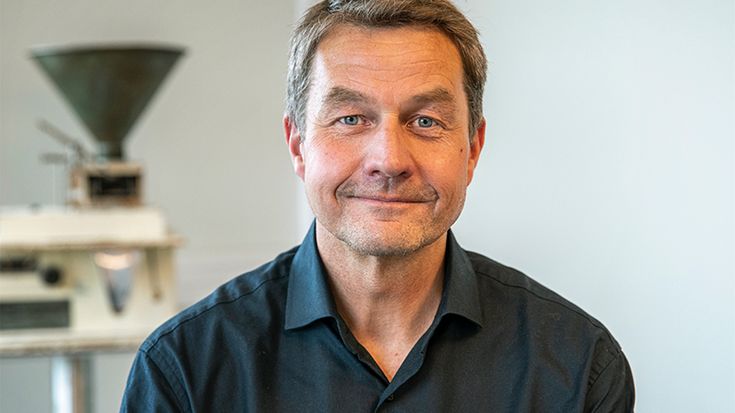 UR10-cobotarna har gjort palleteringen mycket enklare för oss, konstaterar produktionschefen Knut Thomassen.