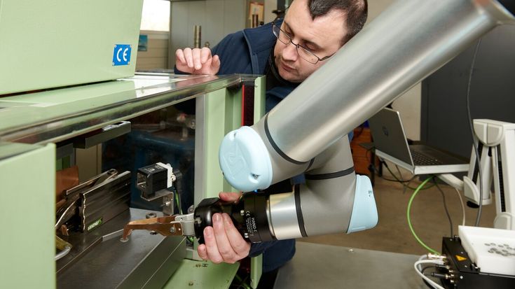 人機對弈傳意外,UR技術法遵長:根本不該發生