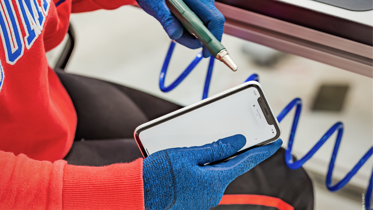 Aus alt mach neu: rebuy verleiht gebrauchten Smartphones neuen Glanz. 