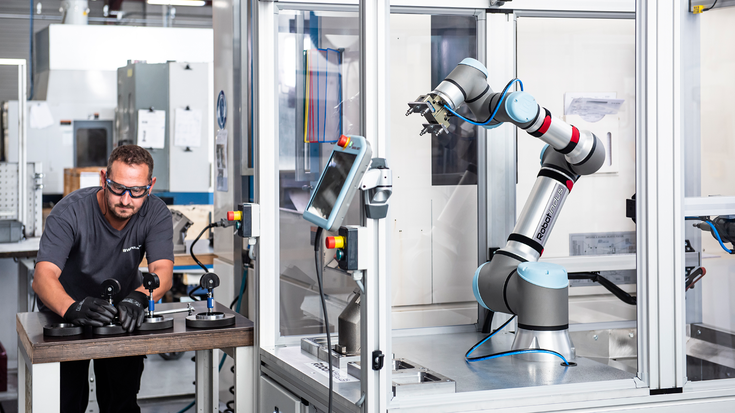 Wie Cobots die Endbearbeitung optimieren | Universal Robots