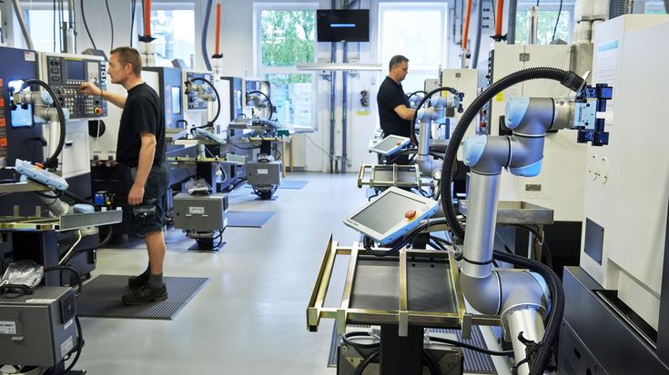 Scopri in che modo i cobot favoriscono processi di reshoring