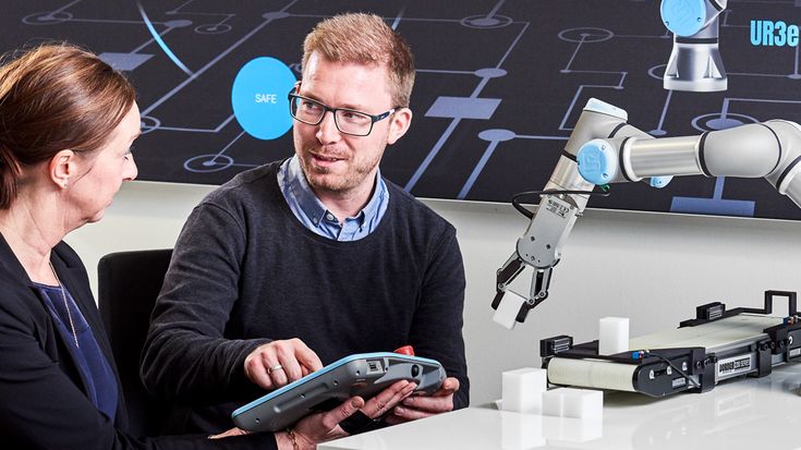 UR Academy: la formazione è anche online con Universal Robots