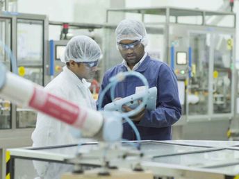 Collaborative robots in lab analysis application