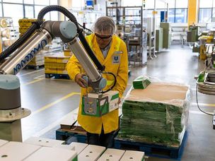 Adaptation, Business Continuity & Cobots: Packaging and Palletizing