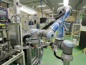 Common Robotic Machine Tending Applications