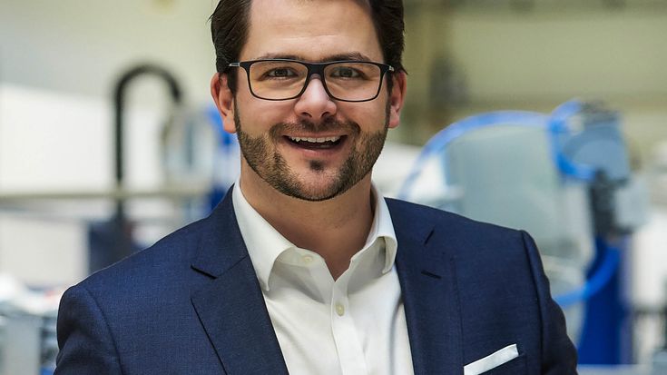 Dr. Guido Hüttemann forscht an der RWTH Aachen an der Montage der Zukunft.