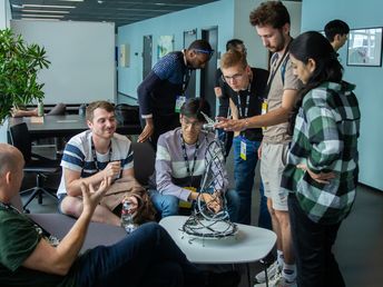 Odense byder  globale robot-talenter velkommen til Robot Elite Summer School 2025 