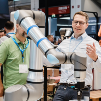 UR協働ロボット体験セミナー