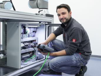 Universal Robots integriert SRCI in seine Software