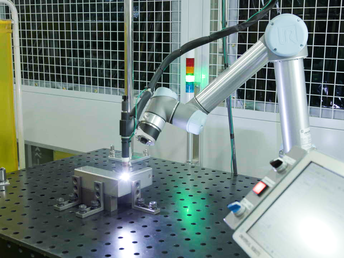 Cobot programming + welding in under 2,5 minute using WeCobot's plug-and-play kit