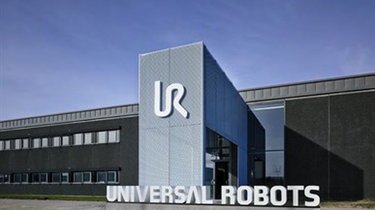 universal robots domicil