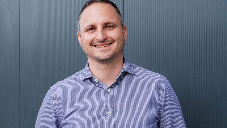 Danny Denk, Geschäftsführer von Ecosphere Automation GmbH, realisierte ein Pilotprojekt zur automatisierten Intralogistik in Fichtenau.