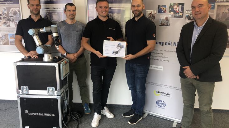 Zertifikatsübergabe an TEDI (v.l.n.r.: Martin Speer, Thomas Michailoff, Viktor Treichel (UR), Markus Weiberg, Gordon Krüger)