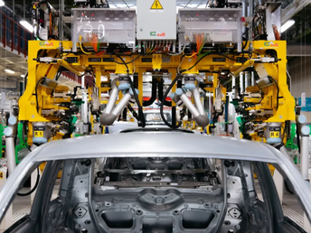 Industria automotriz: 5 maneras en que los cobots están impulsando la productividad operativa