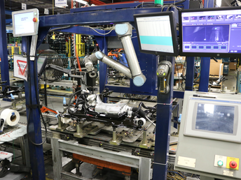 Universal Robots Handles Mission-Critical Inspection at Comprehensive Logistics