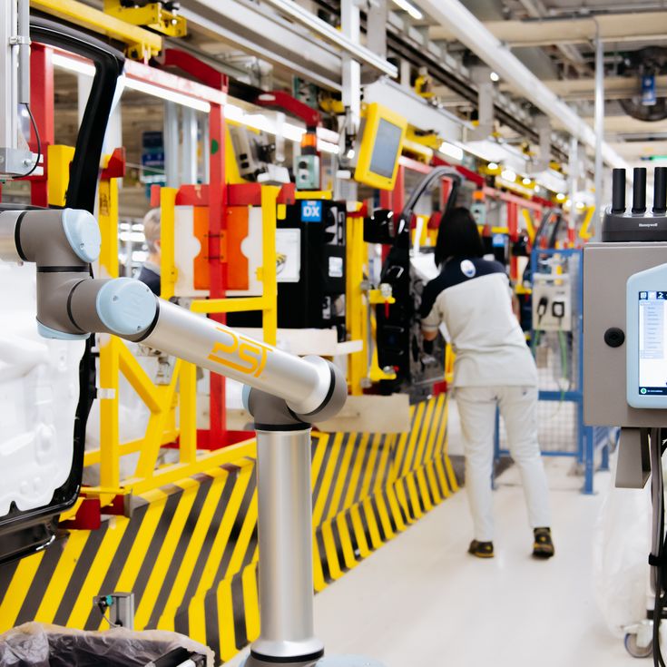 Vijf redenen waarom grotere bedrijven overstappen op cobots