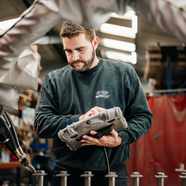 Grâce à la simplicité de la solution, la prise en main du cobot et la mise en œuvre ont été facilitées