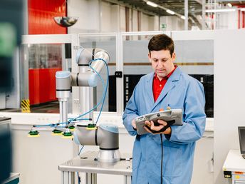 Discover palletizing in electronics and technology
