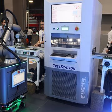 mobile cobot, electronics, universal robots, mobile industrial robots