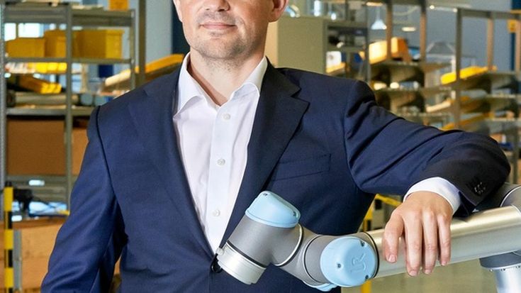 Cobot e uomo al centro del processo produttivo