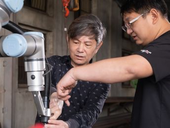 缺工問題有解！台灣中小型製造廠三週導入UR焊接機器人 效率提升80%