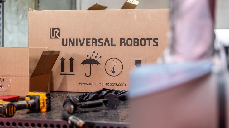 Exploring more welding possibilities for Universal Robots' collaborative robot