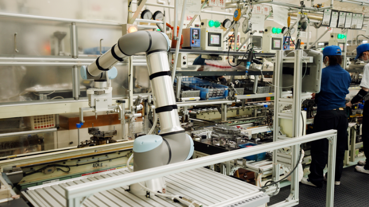 Produção industrial automatizada com cobots