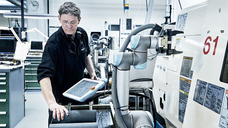 PMI: quale cobot scegliere? La guida UR per la tua soluzione 
