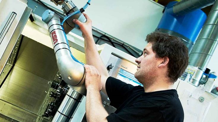 Robótica y mecanizados: Cobots para preservar puestos de trabajo a nivel local