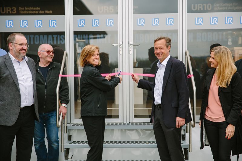 Startschuss:  Universal Robots Roadshow für KMUs