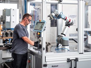 BWIndustrie optimizes its deburring processes with the new #UR16e