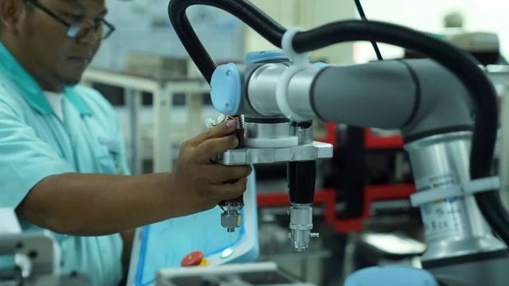 Robotica e sicurezza le norme di riferimento Universal Robots