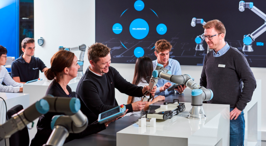 Cobot Unboxing Workshop Wien