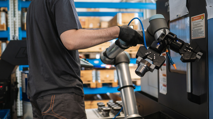 Wenn die Rahmenbedingungen feststehen, können Anwender ihren Cobot mitunter in 20 Minuten für eine andere Anwendung umrüsten.