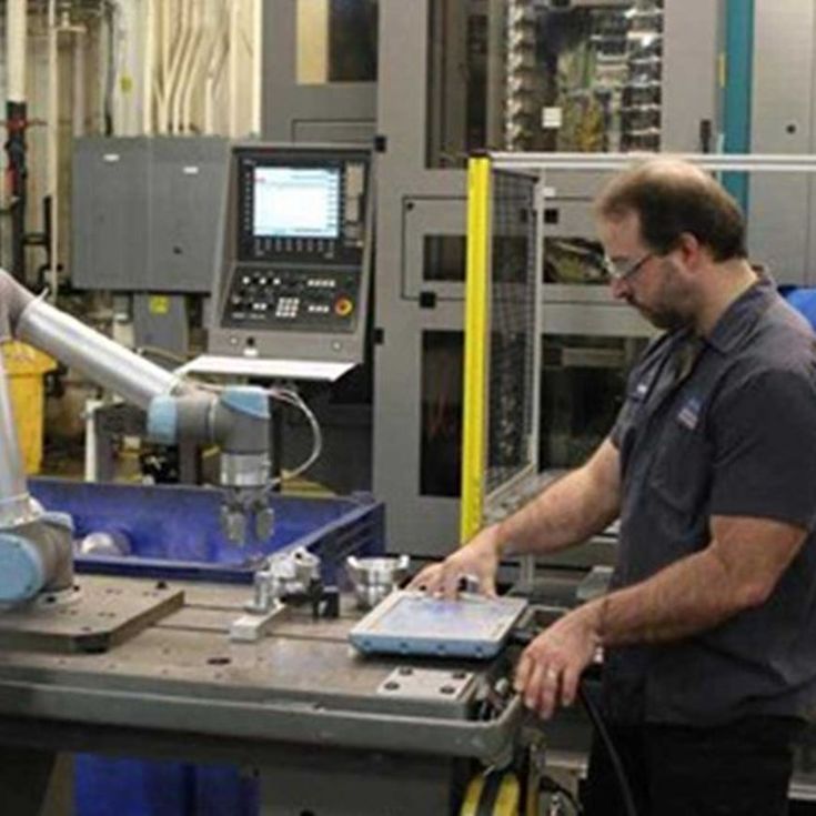 O uso de robôs na indústria metalúrgica