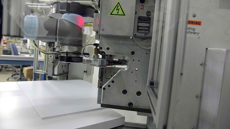 UR kollaborativ robot, kvalitetskontrol