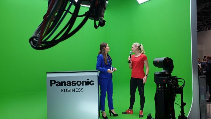 Schlanke Produktion: Der UR10 ermöglicht lebendige Bilder auch in kleinen Studios und bei Events.