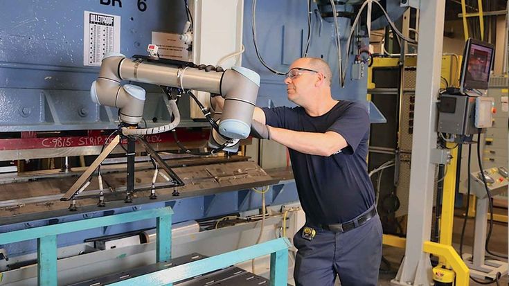 Robots colaborativos en la industria del mueble
