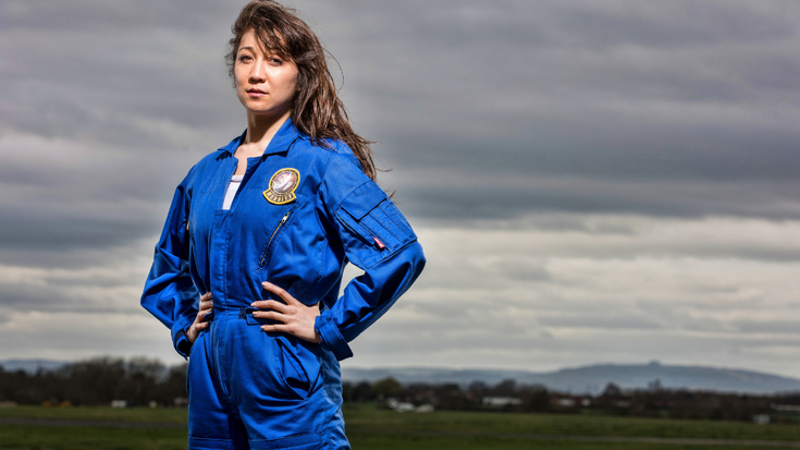 "Mein Traum, Astronautin zu werden, ist einer der Hauptgründe, warum ich mit Robotern zusammenarbeite. Meiner Ansicht nach, handelt es sich um elementare Fachkenntnisse, die in der Weltraumforschung dringend benötigt werden, und das wird meiner Bewerbung bei der NASA zugutekommen.“ ©Foto: BBC