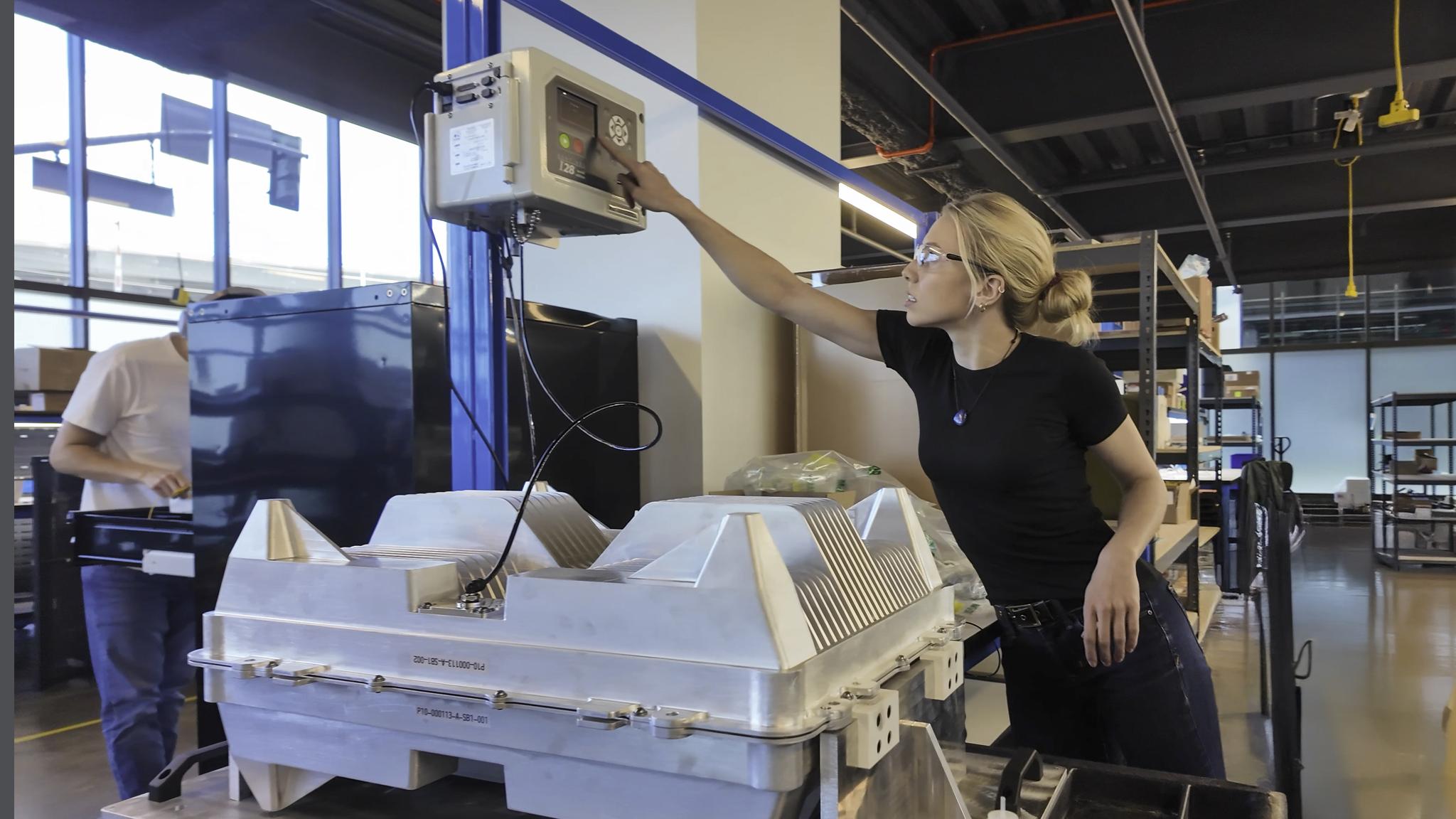 Redwood quadruples San Francisco R&D footprint to support Redwood Energy success  