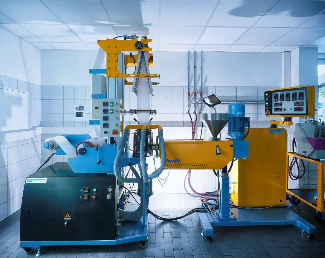 Blasfolienanlage Labor